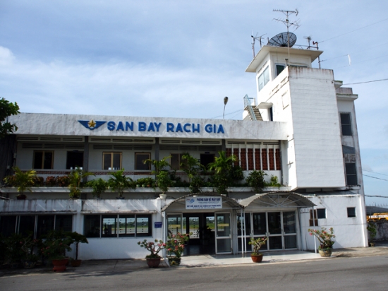  Vé máy bay Rạch Giá TP.HCM